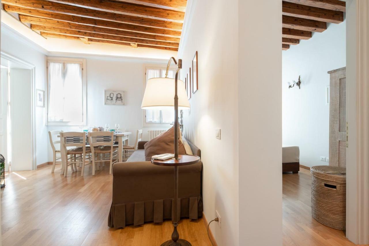 Casa Claudia Ai Frari Apartman Velence Kültér fotó